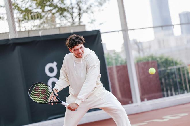 足球世界中 足球世界中