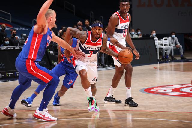 东地区的持 东地区的持